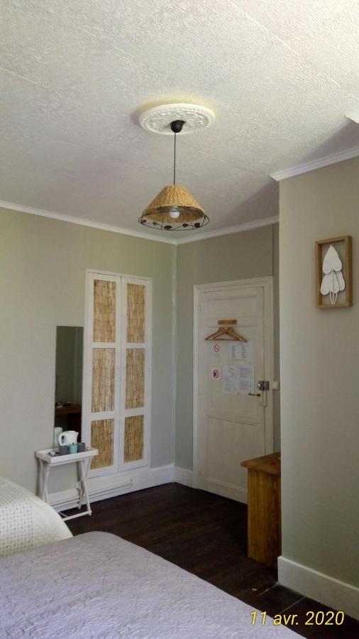 Montplaisir Bed & Breakfast Montendre Dış mekan fotoğraf