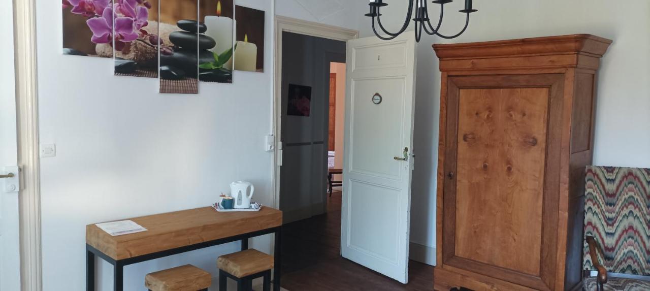 Montplaisir Bed & Breakfast Montendre Dış mekan fotoğraf