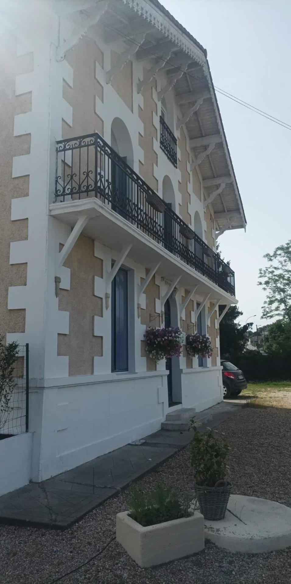Montplaisir Bed & Breakfast Montendre Dış mekan fotoğraf