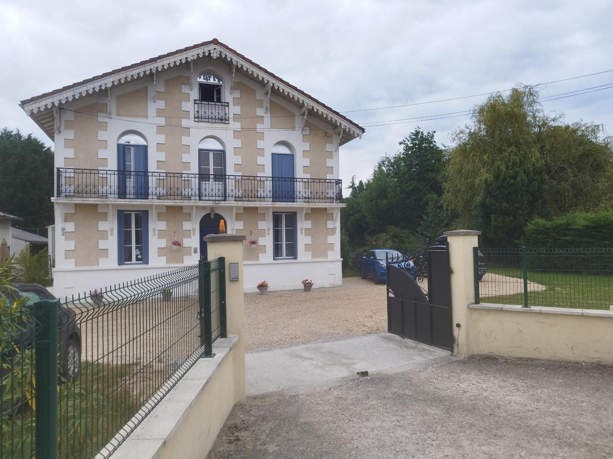 Montplaisir Bed & Breakfast Montendre Dış mekan fotoğraf